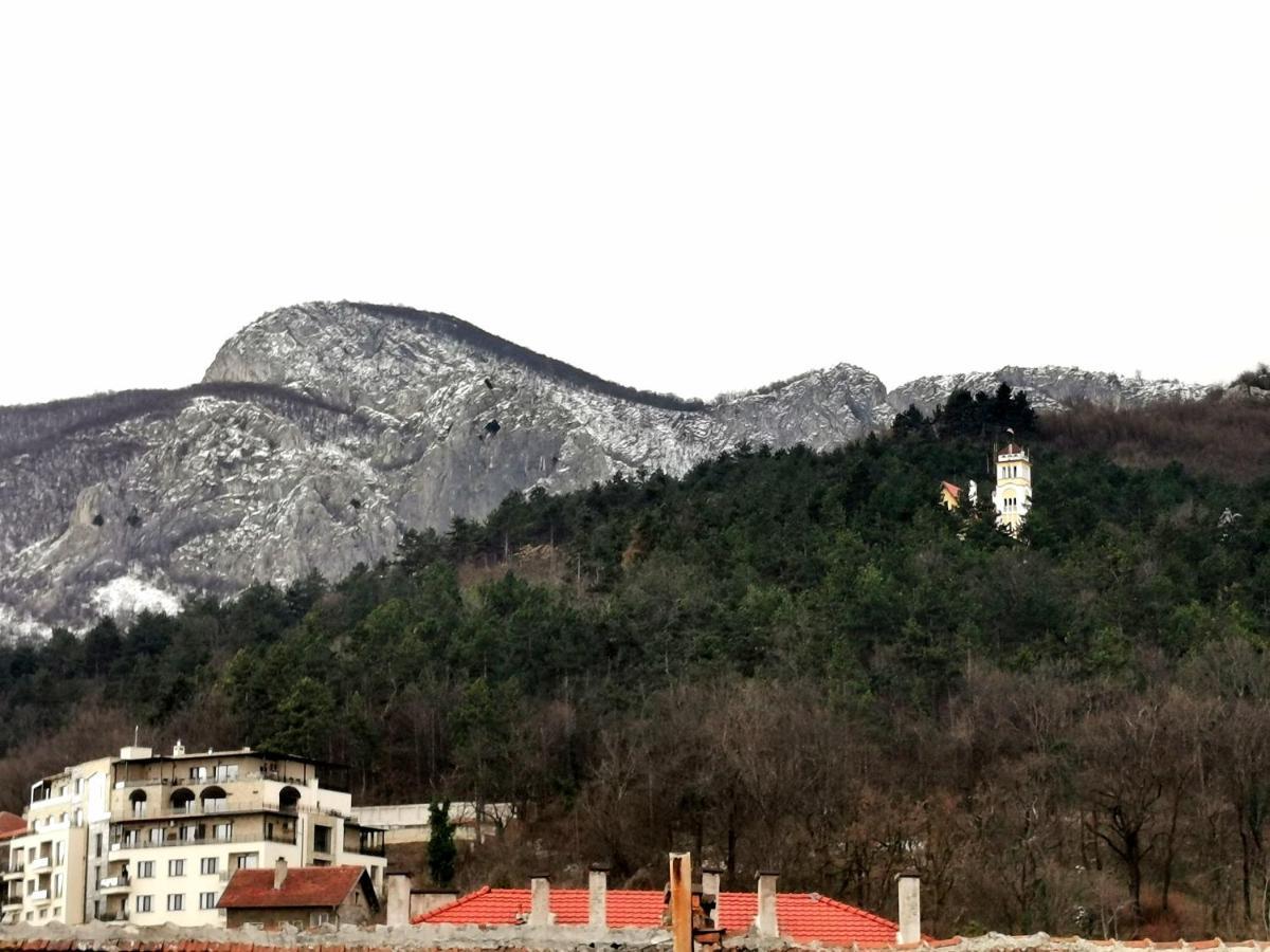 Balkan view apartment Vratsa Bagian luar foto